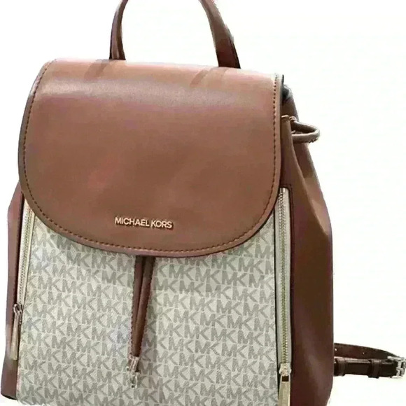 Michael Kors Phoebe Medium Flap Drawstring Backpack MK Signature Vanilla - Picture 2 of 7